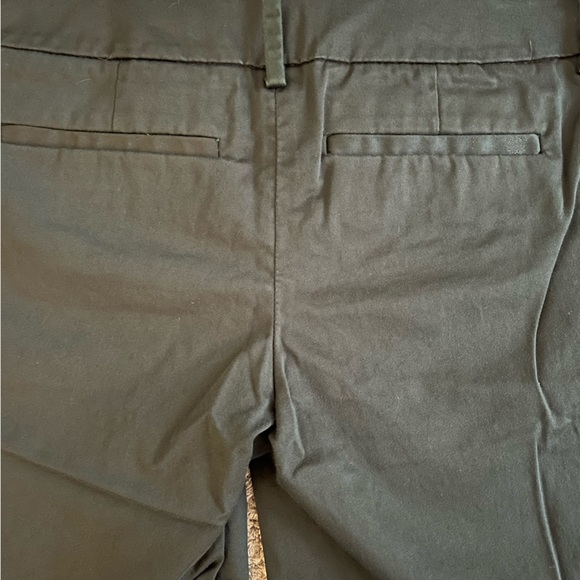 Mossimo Black Bermuda Shorts - Picture 6 of 13